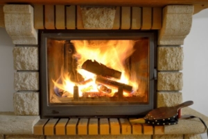Wood burning fireplace-Choosing the Perfect Fireplace-The Fire Place-Louisville KY-600x400jpg